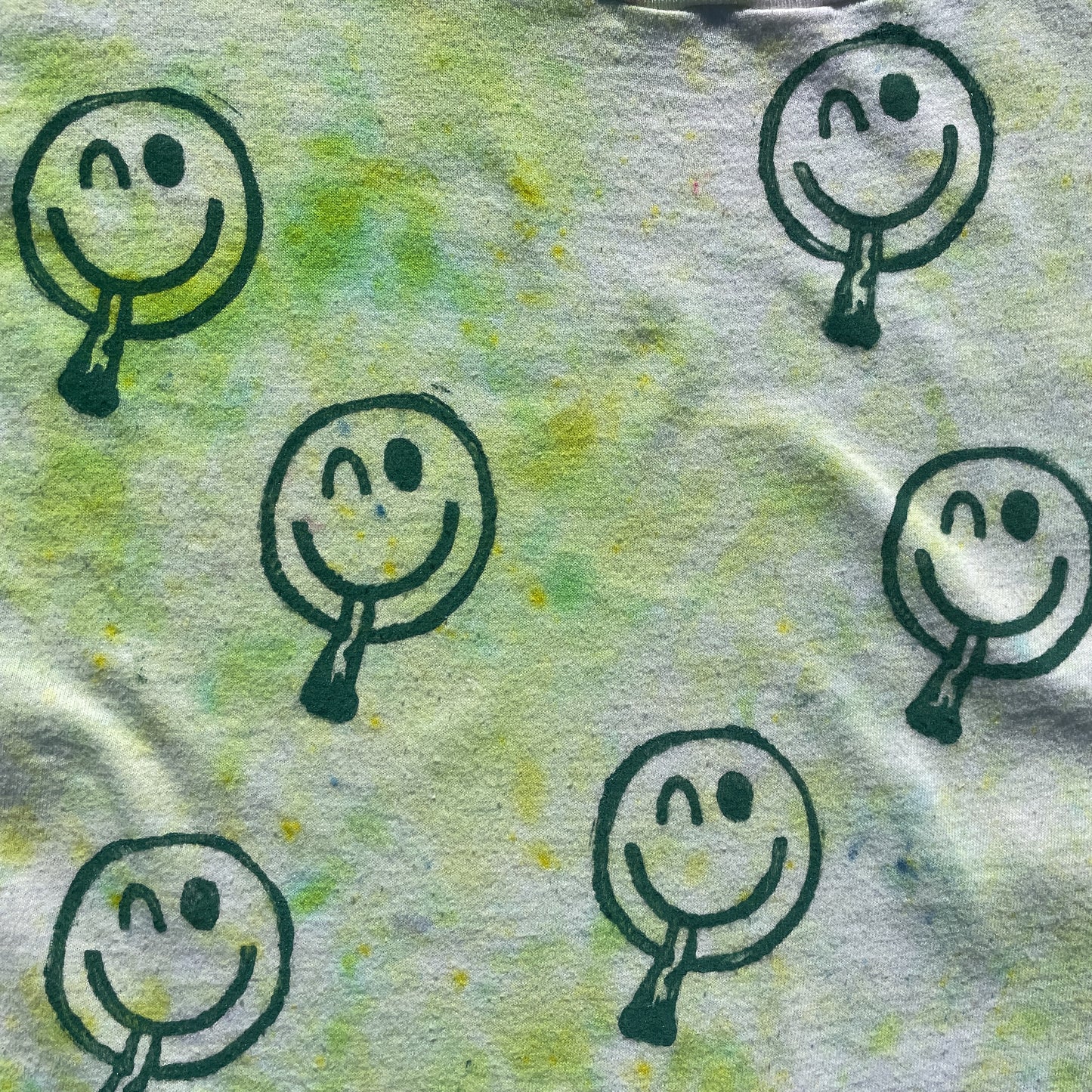 Upcycled Vintage SMOKING SMILEY Pale Green T-shirt - Men's Small